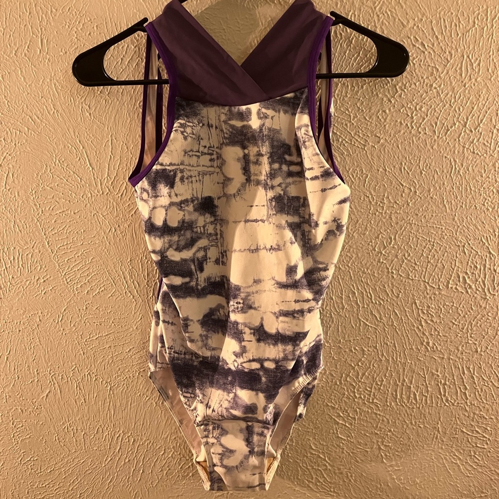 Eleve ballet leotard size small good condition